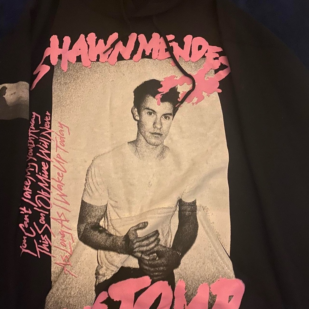 Shawn Mendes: The Tour black hoodie